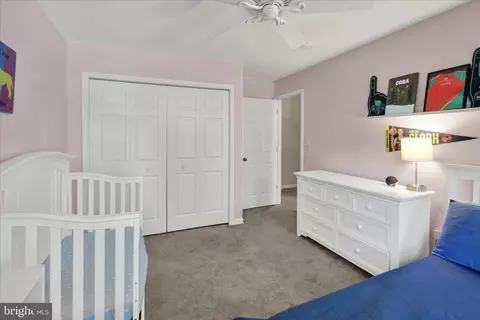 Bedroom - 557 Magnolia Dr, Lititz, PA 17543 photo 6 of 6
