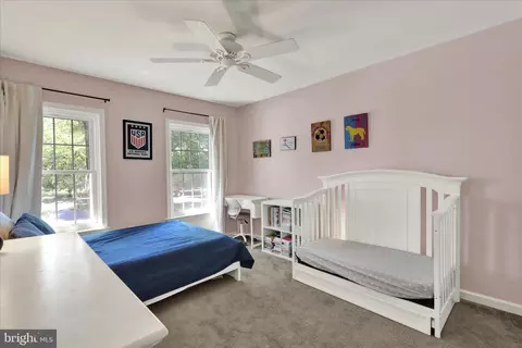 Bedroom - 557 Magnolia Dr, Lititz, PA 17543 photo 5 of 6