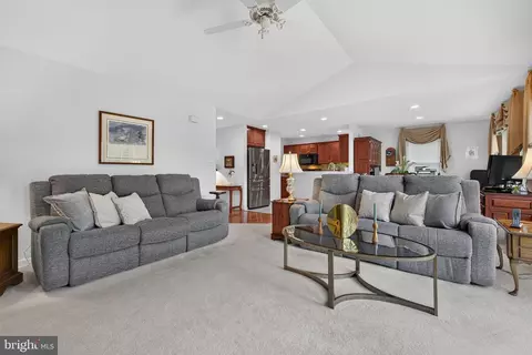 Living - 1133 Brighton Ave, Lititz, PA 17543 photo 1 of 1