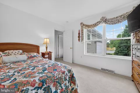 Bedroom - 1133 Brighton Ave, Lititz, PA 17543 photo 5 of 6