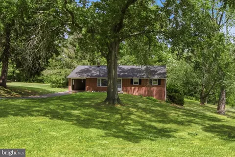 Other - 329 Fairview Dr, Lititz, PA 17543 photo 4 of 13
