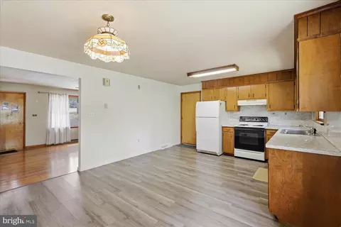 Other - 329 Fairview Dr, Lititz, PA 17543 photo 5 of 13
