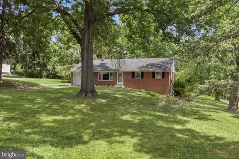 Other - 329 Fairview Dr, Lititz, PA 17543 photo 2 of 13