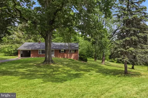 Other - 329 Fairview Dr, Lititz, PA 17543 photo 3 of 13