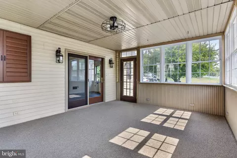 Exterior - 5 Village Dr, Lititz, PA 17543 photo 5 of 17