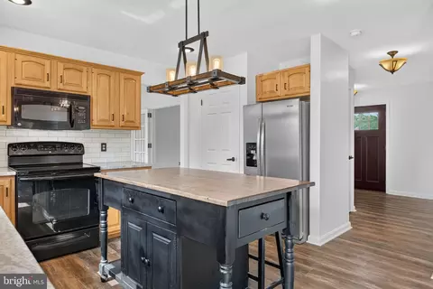 Other - 5 Village Dr, Lititz, PA 17543 photo 4 of 15