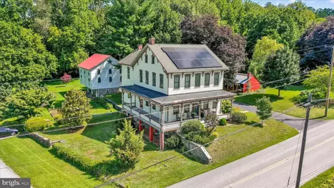 400 Baumgardner Rd, Willow Street, PA 17584
