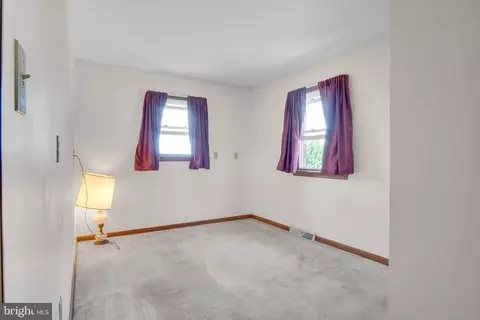 Bedroom - 814 S Cedar St, Lititz, PA 17543 photo 1 of 3
