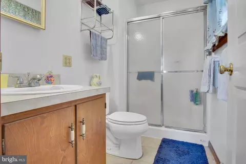 Bath - 814 S Cedar St, Lititz, PA 17543 photo 1 of 2