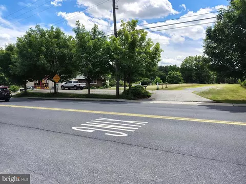 400 E Main St, Mount Joy, PA 17552 photo 18