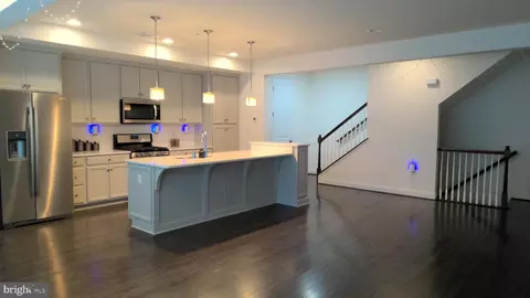 214 Mayer Pl, Lancaster, PA 17601
