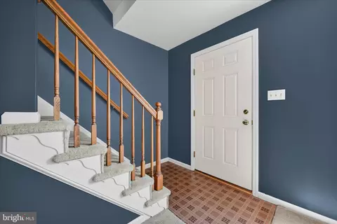Entry Way - 48 Pennwick Dr, Lititz, PA 17543 photo 1 of 2
