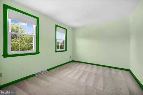 Bedroom - 48 Pennwick Dr, Lititz, PA 17543 photo 2 of 5