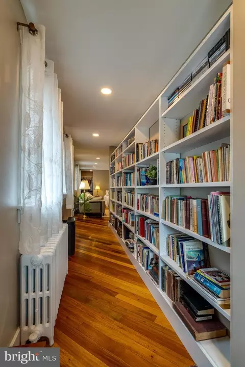 Entry Way - 120 W Lemon St, Lititz, PA 17543 photo 5 of 6
