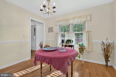 Dining - 13 Diane Ave, Lititz, PA 17543 photo 2 of 2