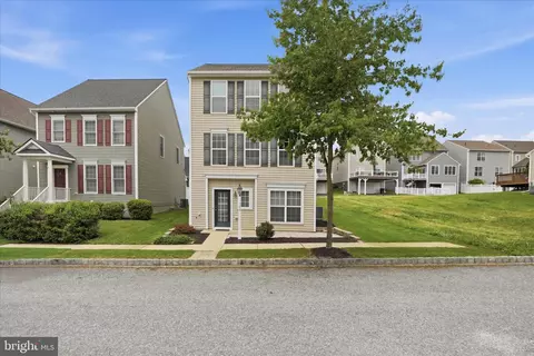 304 Witwer Way, Mount Joy, PA 17552