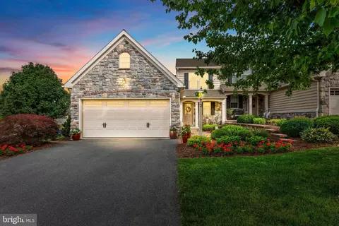 2 Water Leaf Rd, Lancaster, PA 17603