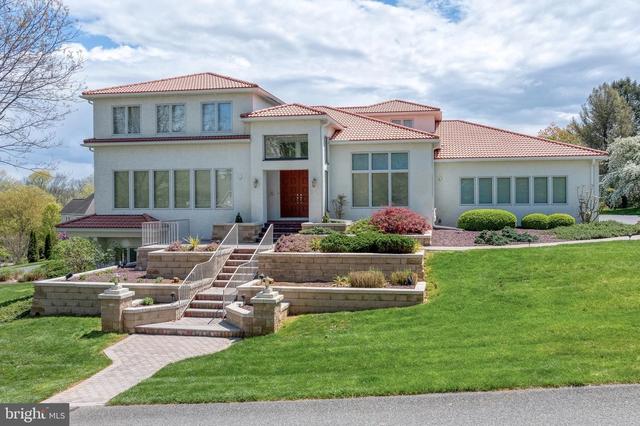 23 Deerfield Rd, Lancaster, PA 17603