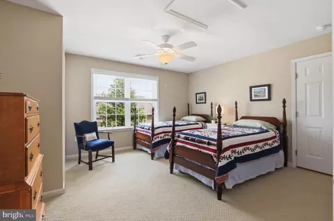 Bedroom - 1063 Presidents Dr, Lititz, PA 17543 photo 5 of 7