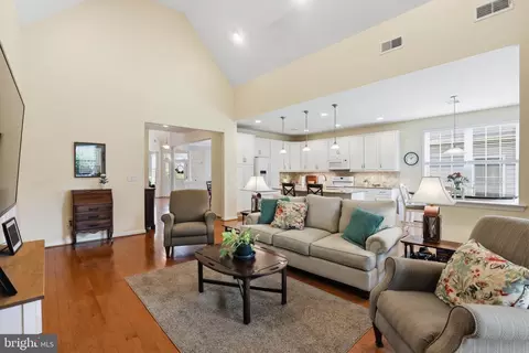 Entry Way - 1063 Presidents Dr, Lititz, PA 17543 photo 8 of 15