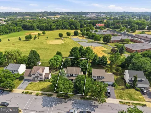View/Area - 230 Cambridge Ln, Lititz, PA 17543 photo 1 of 3