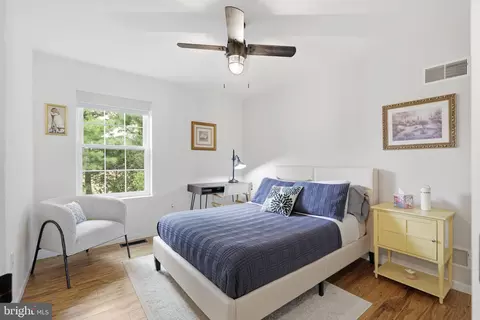 Bedroom - 230 Cambridge Ln, Lititz, PA 17543 photo 6 of 7