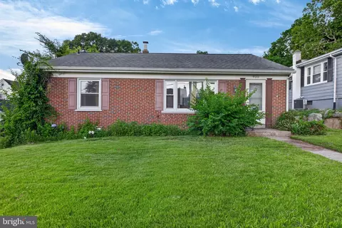 935 Wabank St, Lancaster, PA 17603