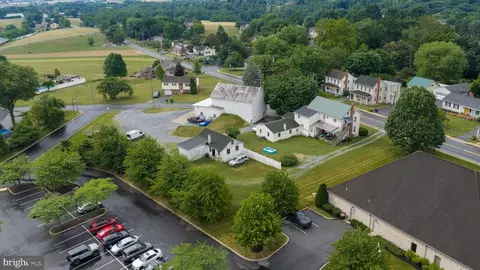 View/Area - 2167 2169 Main St, Lititz, PA 17543 photo 7 of 16
