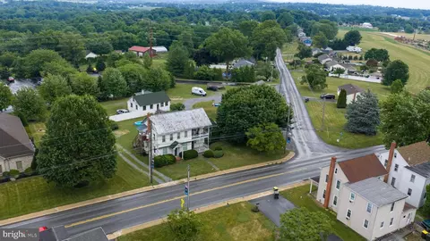 View/Area - 2167 2169 Main St, Lititz, PA 17543 photo 4 of 16