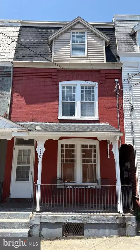 218 N Pine St, Lancaster, PA 17603