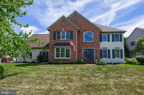 1015 Martin Ave, Ephrata, PA 17522