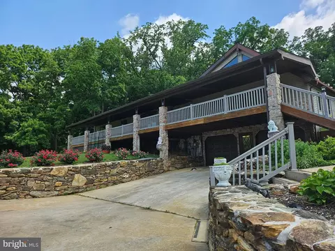 468 Kirks Mill Rd, Nottingham, PA 19362