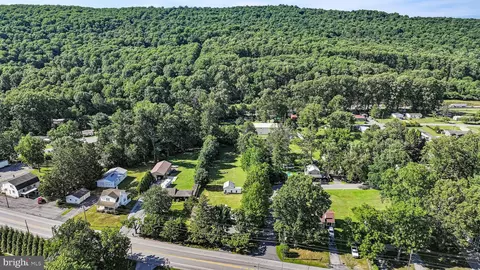 View/Area - 403 W 28th Division Hwy, Lititz, PA 17543 photo 3 of 3