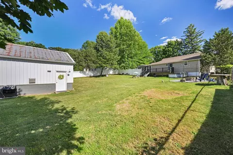 Exterior - 403 W 28th Division Hwy, Lititz, PA 17543 photo 4 of 5