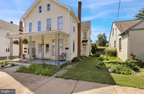 236 Church Ave, Ephrata, PA 17522