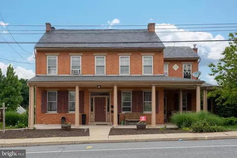 365 E Main St, Landisville, PA 17538