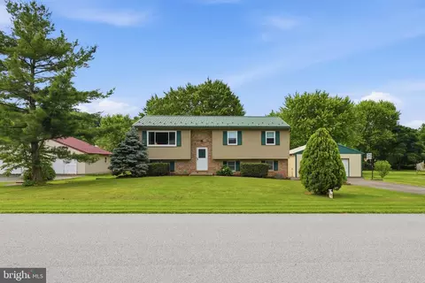 115 Meadowlark Ln, Mohnton, PA 19540