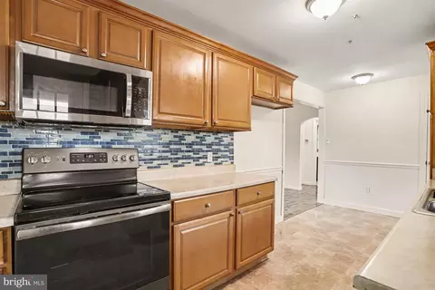 Kitchen - 237 Noble St, Lititz, PA 17543 photo 3 of 3
