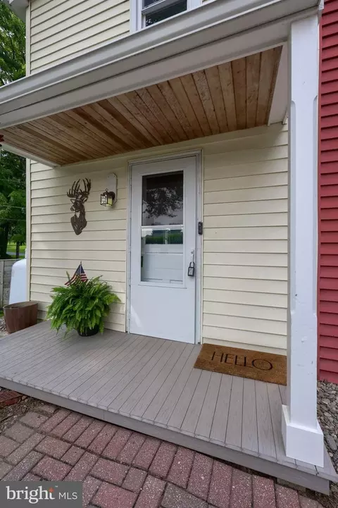 Exterior - 1150 Clay Rd, Lititz, PA 17543 photo 8 of 18