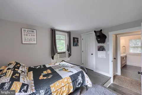 Bedroom - 1150 Clay Rd, Lititz, PA 17543 photo 5 of 7