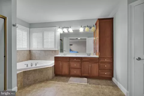 339 Spurrier Dr, Lititz, PA 17543 photo 40