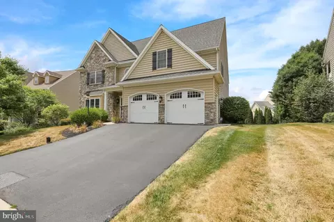 339 Spurrier Dr, Lititz, PA 17543 photo 4