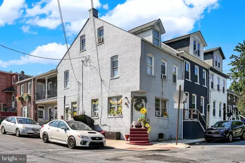 702 Poplar St, Lancaster, PA 17603
