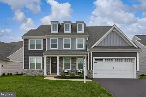 1119 Whitemarsh Dr, Lancaster, PA 17601