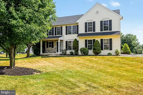 119 Countryside Ln, Marietta, PA 17547