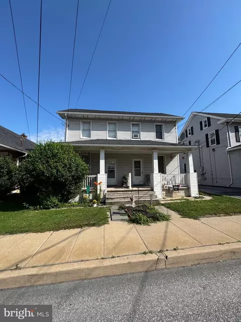 130 E 132 E State St, Quarryville, PA 17566