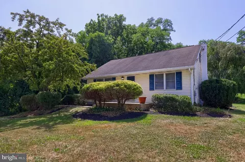 160 Buch Ave, Lancaster, PA 17601