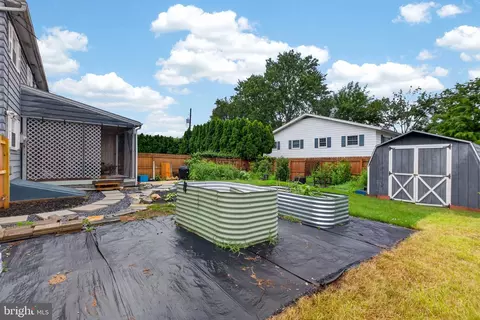 Exterior - 501 General Sutter Ave, Lititz, PA 17543 photo 3 of 5