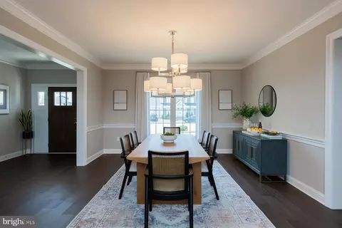 Dining - 425 E Delp Rd, Lancaster, PA 17601 photo 8 of 9