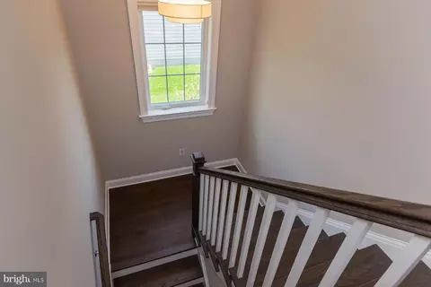 Entry Way - 425 E Delp Rd, Lancaster, PA 17601 photo 22 of 29